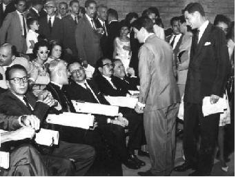 Inauguração da Universidade de Brasília.